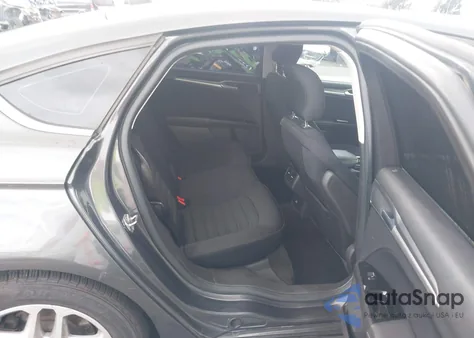 2015 Ford Fusion Se z USA, uszkodzony, nr VIN 3FA6P0H79FR193318